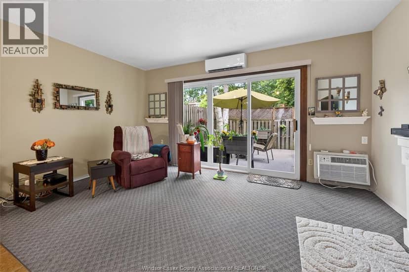6430 Thornberry — photo 4 of 21