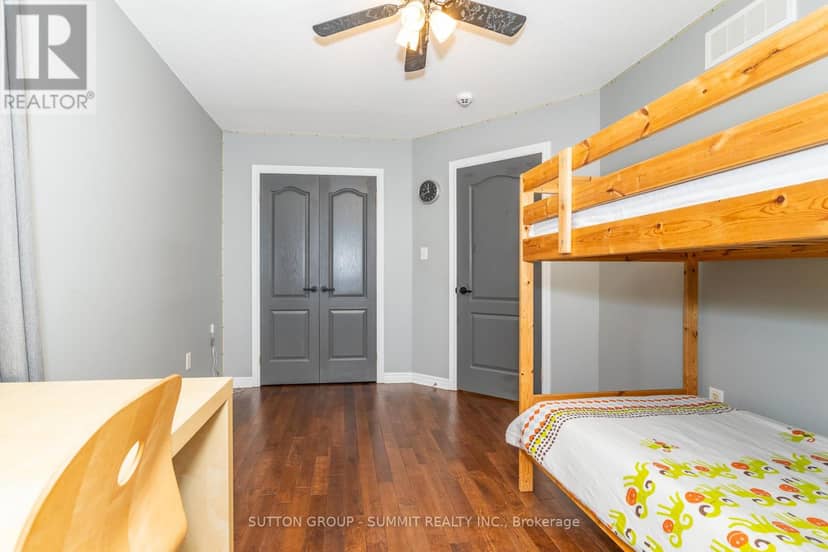 54 - 4055 Forest Run Avenue S — photo 34 of 40