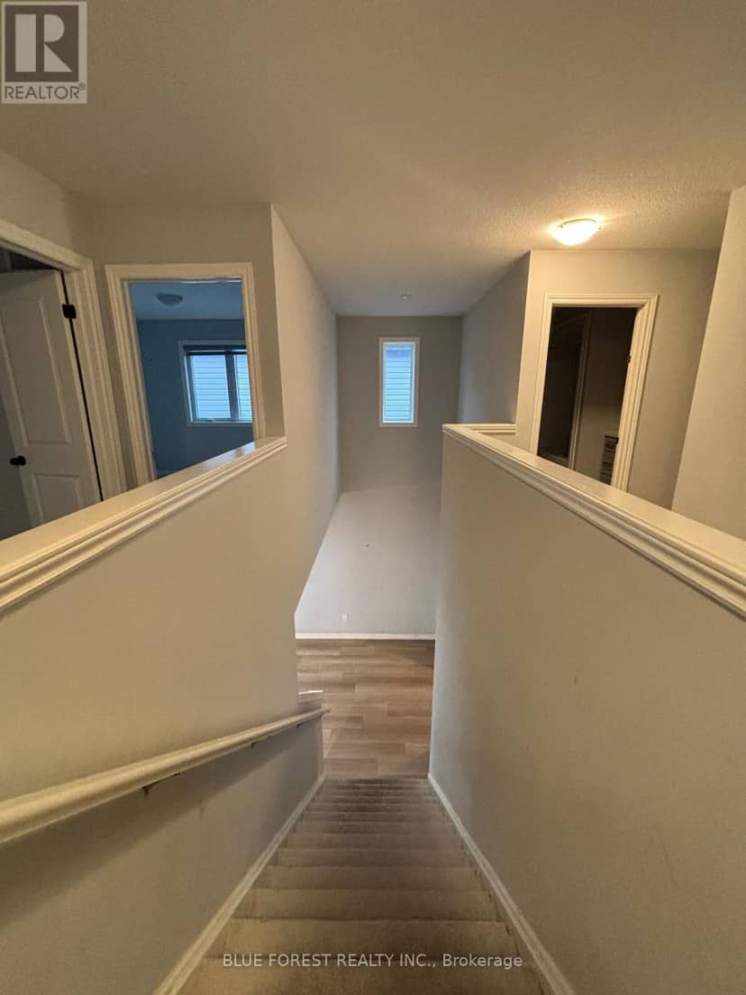 92 Middleton Avenue — photo 9 of 23