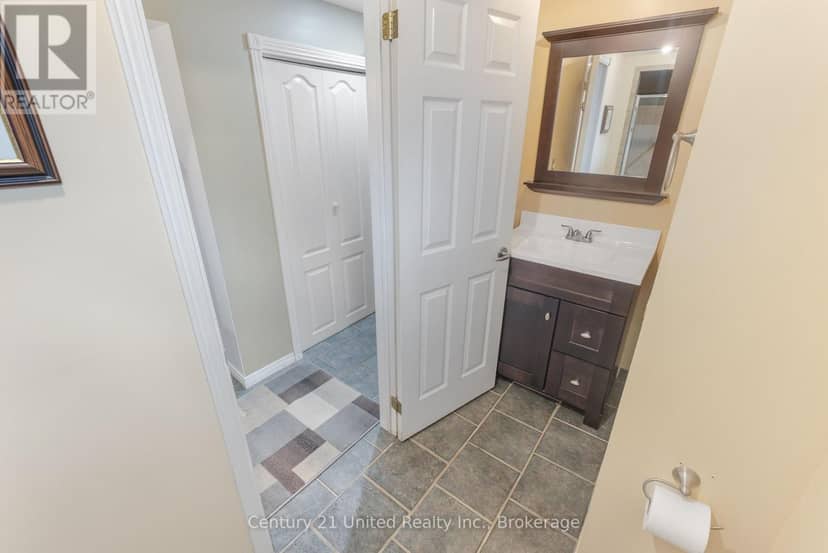 649 Garden Road — photo 33 of 40