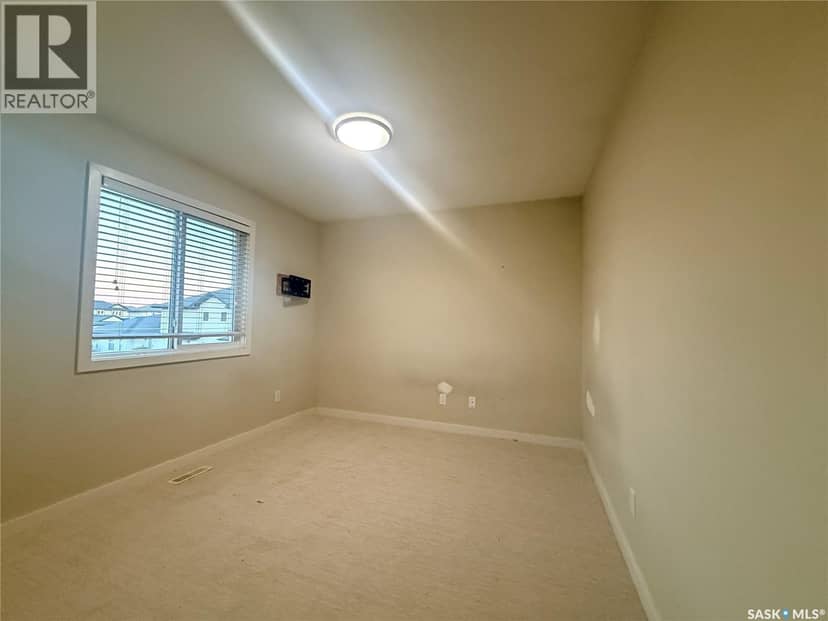 1311 Denham CRESCENT — photo 13 of 16