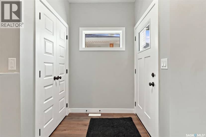 266 Kostiuk CRESCENT, Saskatoon, photo 3