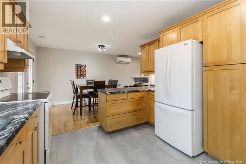 169 Hedgewood Drive — photo 17 of 40