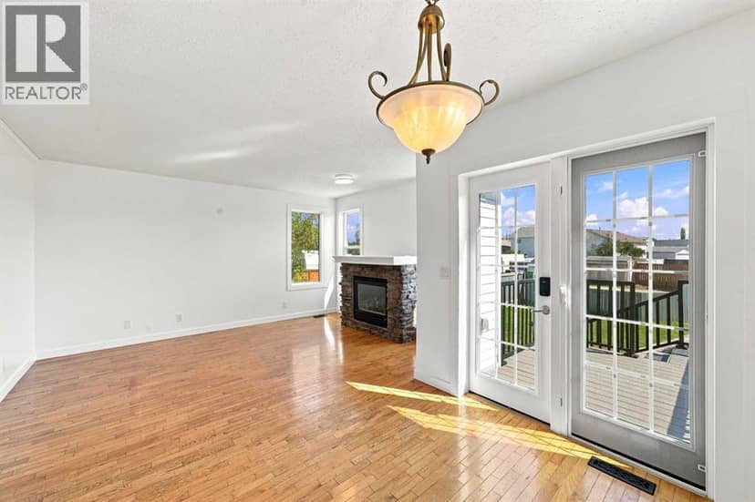 101 Jewell Street — photo 12 of 40