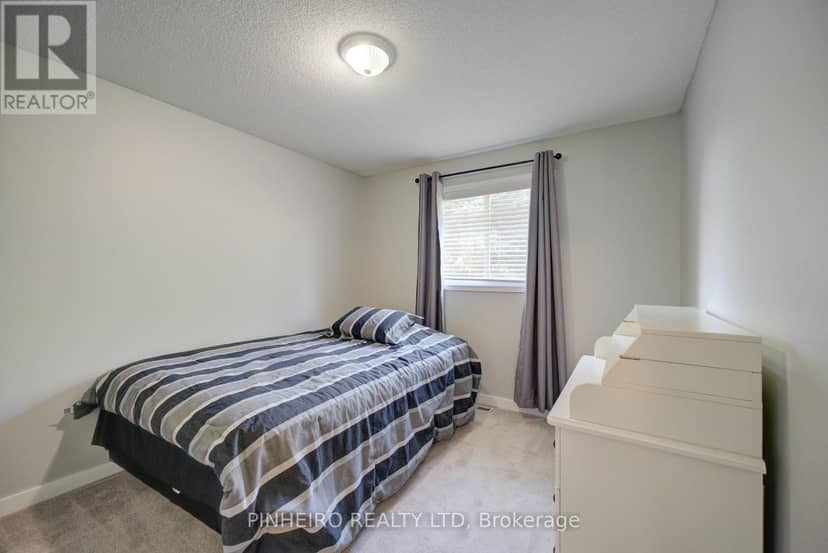42 Hickory Boulevard W — photo 18 of 40