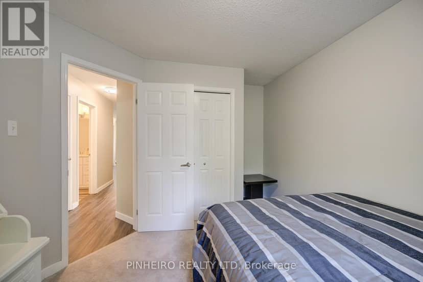 42 Hickory Boulevard W — photo 19 of 40