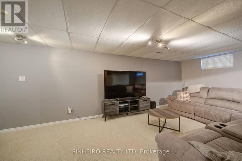 42 Hickory Boulevard W — photo 26 of 40