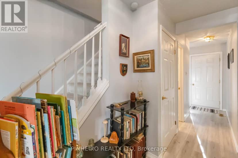 72 - 141 Condor Court — photo 13 of 40