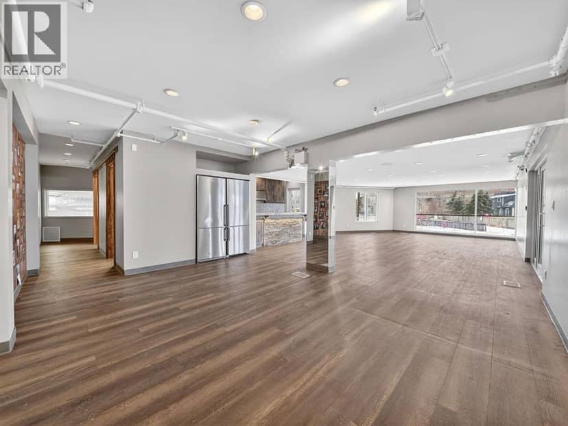 1015 11 Street SE — photo 30 of 40