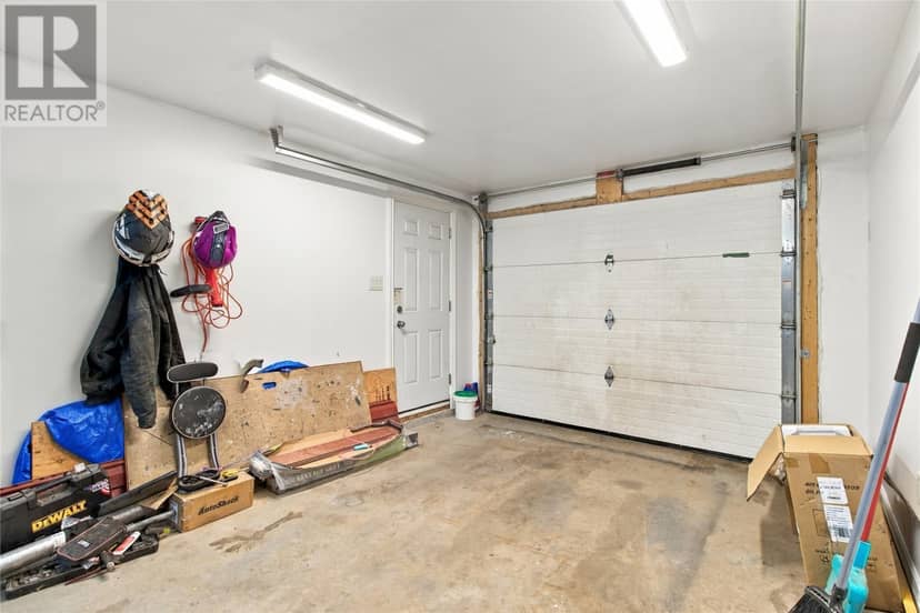 101 Cole Thomas Drive — photo 21 of 25