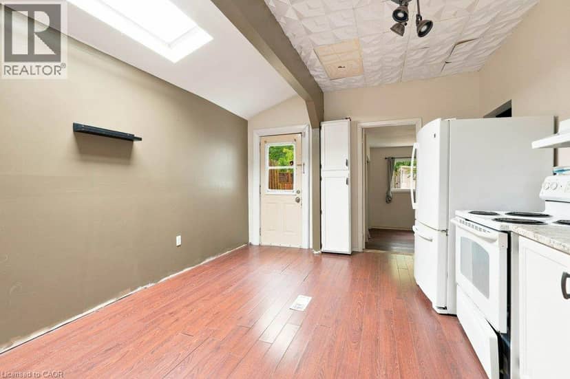 69 STANLEY Street — photo 21 of 34
