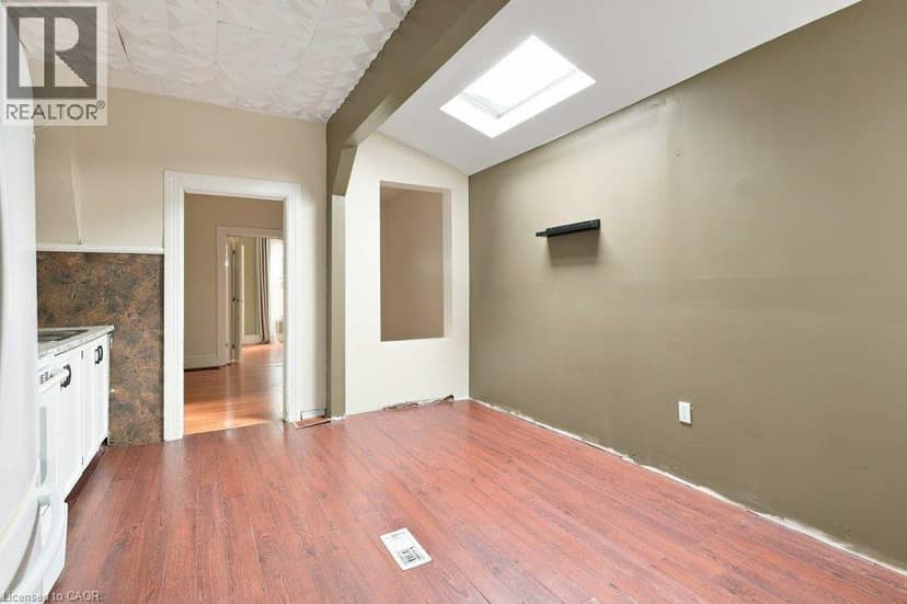 69 STANLEY Street — photo 24 of 34