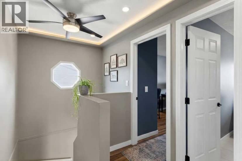90 Coventry Lane NE — photo 15 of 23