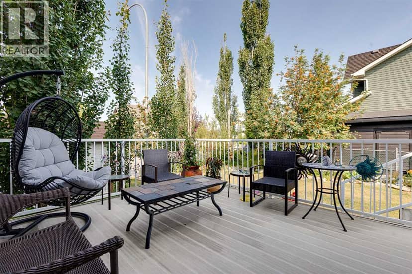 402 Fairways Mews NW — photo 12 of 40
