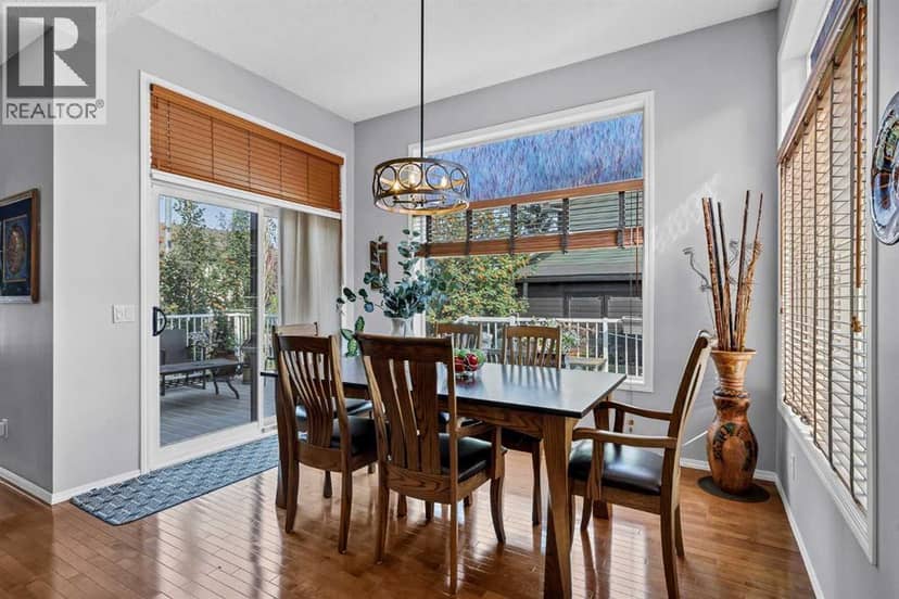 402 Fairways Mews NW — photo 11 of 40