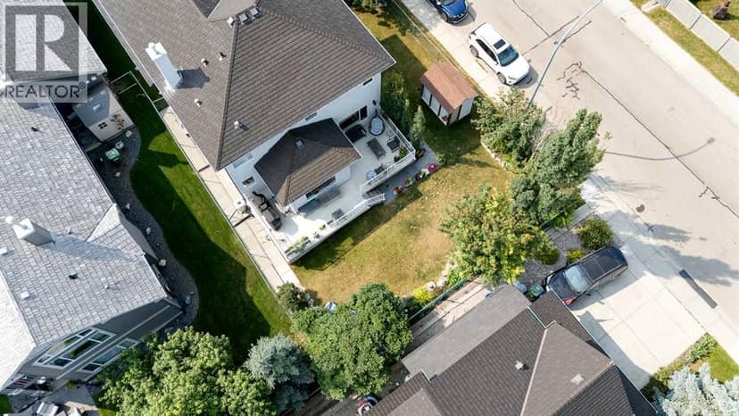 402 Fairways Mews NW — photo 39 of 40