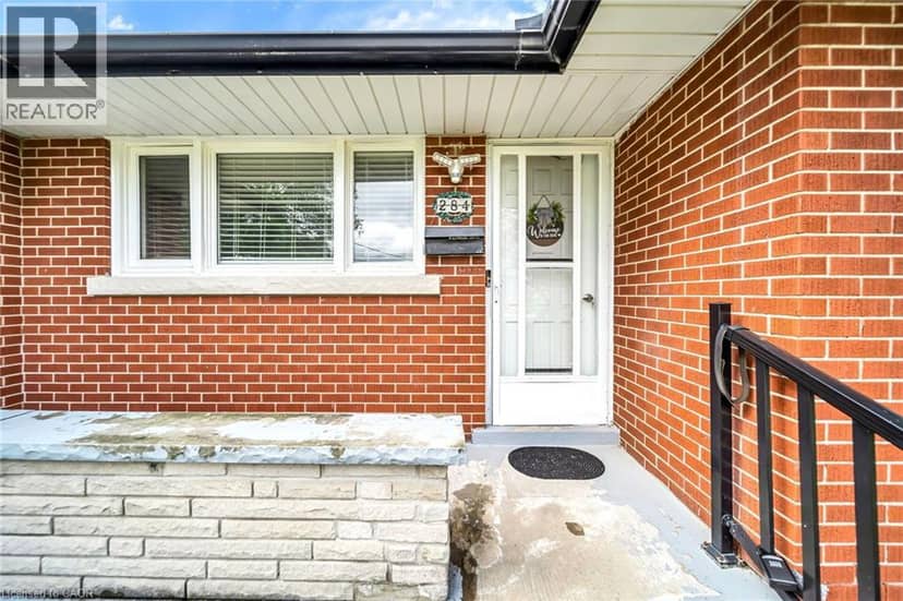 284 CEDAR Crescent, Cambridge, photo 6