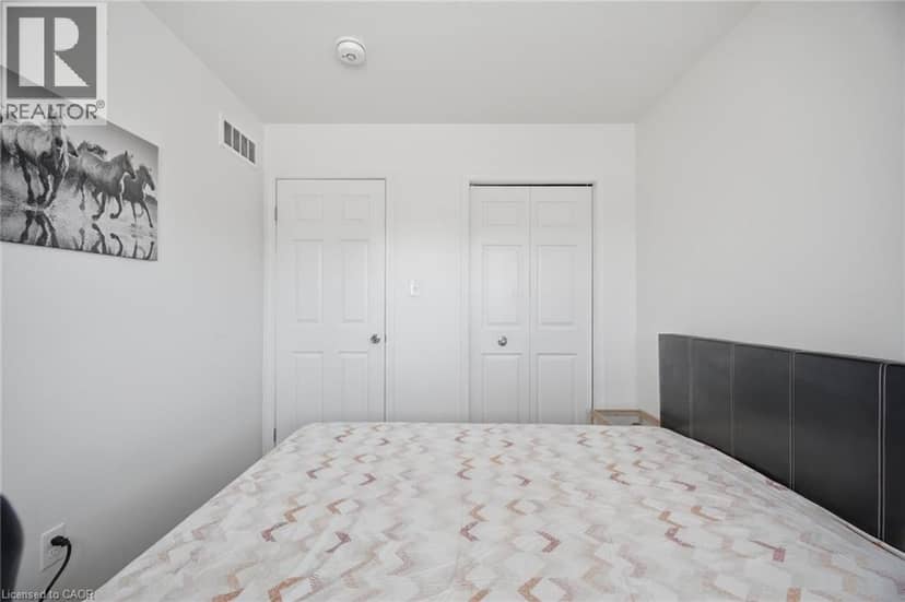 135 HARDCASTLE Drive Unit# 85 — photo 35 of 40