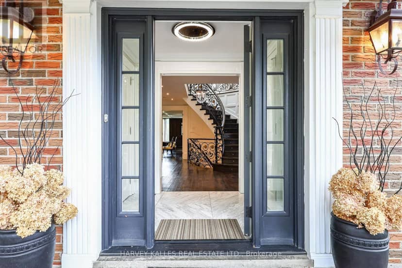 6 Penwood Crescent, Toronto, photo 3