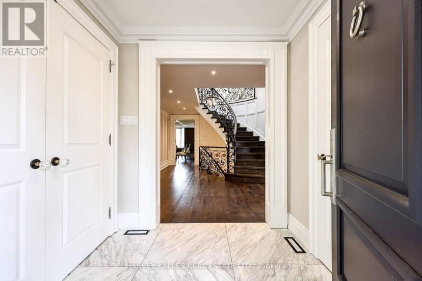 6 Penwood Crescent, Toronto, photo 4