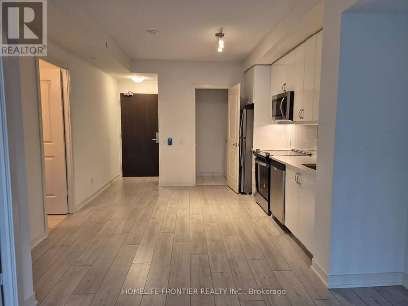 1915 - 4955 Yonge Street, Toronto, photo 2