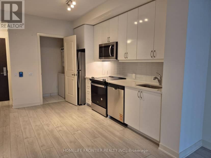 1915 - 4955 Yonge Street, Toronto, photo 3