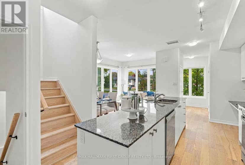 33 - 9 Clintwood Gate, Toronto, photo 7