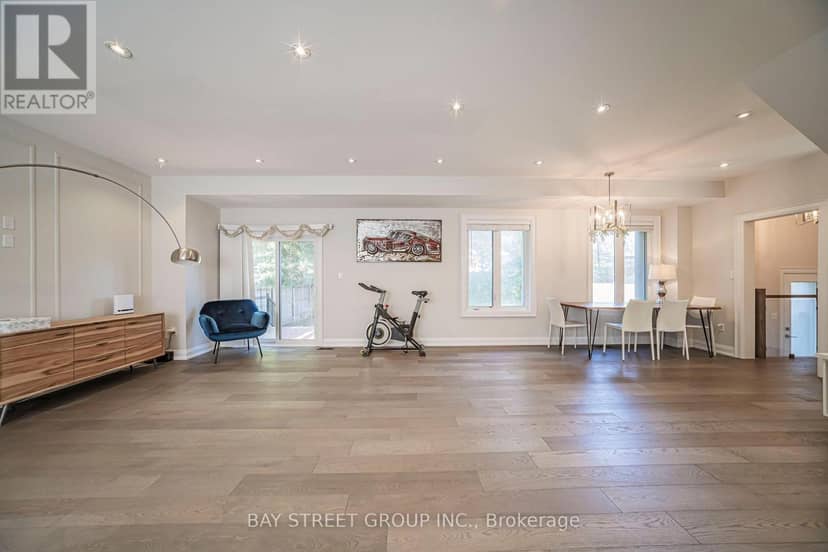 428 Brownfield Gardens — photo 10 of 35