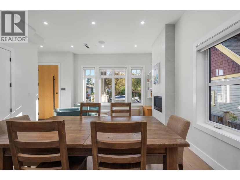 1315 E 20 Avenue — photo 13 of 40