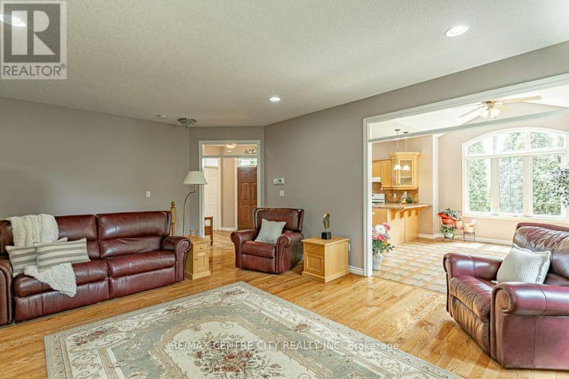 37 - 100 Southgate Parkway — photo 18 of 36