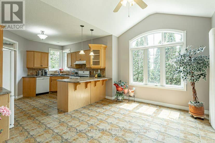 37 - 100 Southgate Parkway — photo 15 of 36