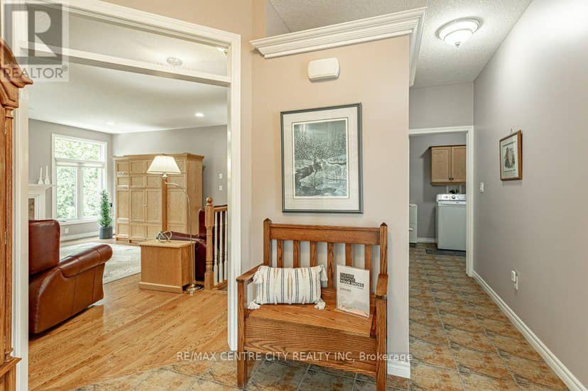 37 - 100 Southgate Parkway, St. Thomas, photo 6