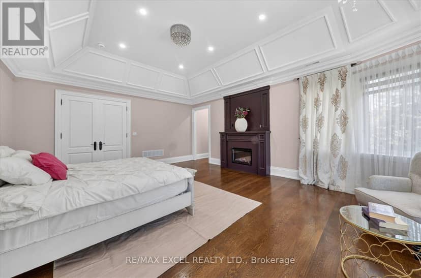 28 Personna Boulevard — photo 33 of 40