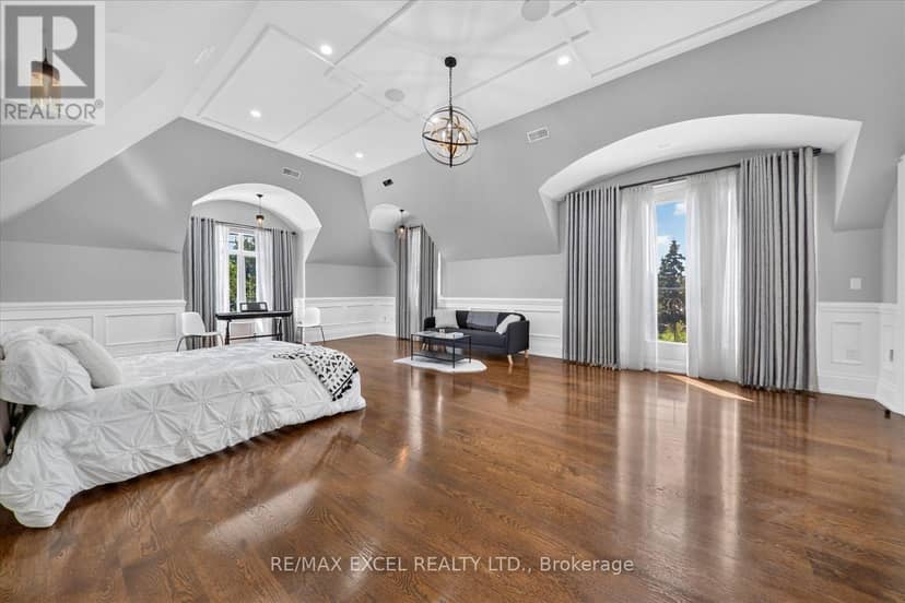 28 Personna Boulevard — photo 40 of 40