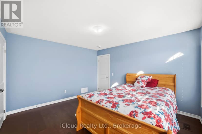 5 Leith Drive — photo 25 of 40