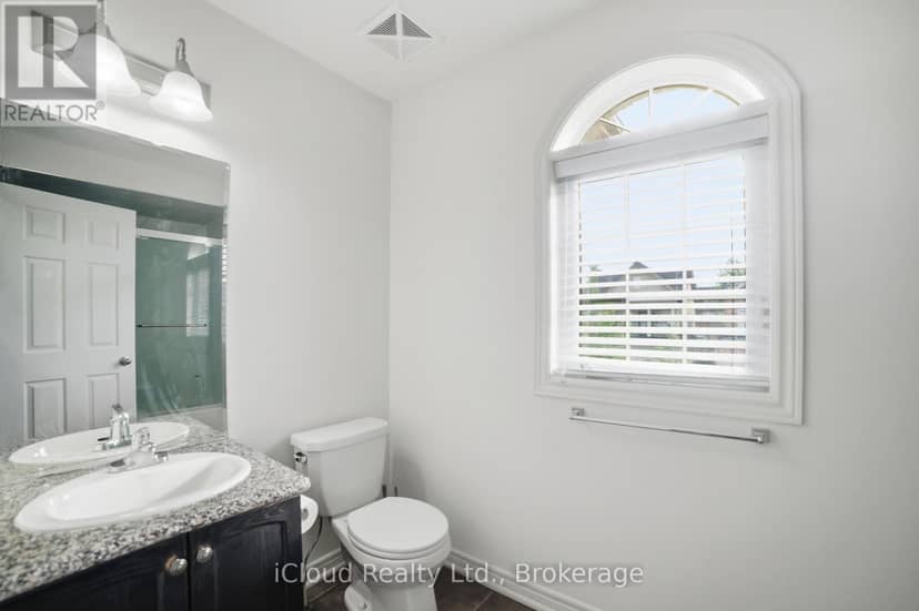 5 Leith Drive — photo 32 of 40