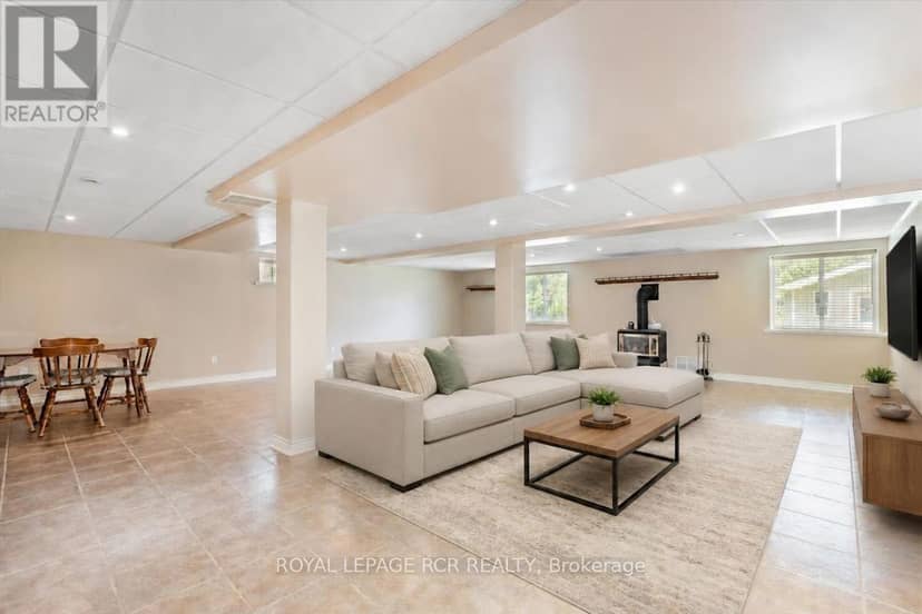 332 King Street — photo 16 of 30