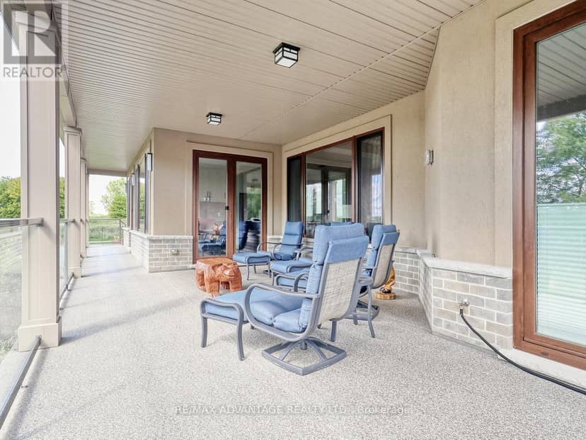 240 Edgewater Boulevard — photo 38 of 40