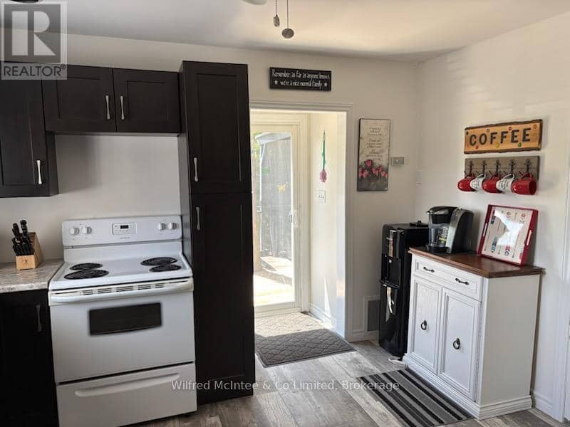 220 Ogimah Road — photo 14 of 28
