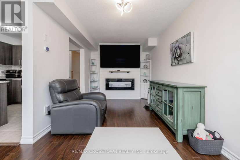2 - 43 Madelaine Drive — photo 18 of 40