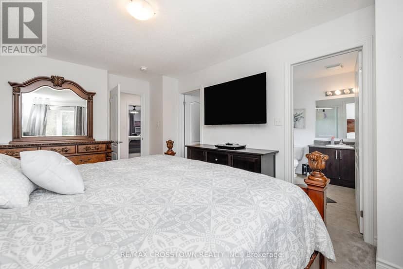 2 - 43 Madelaine Drive — photo 26 of 40