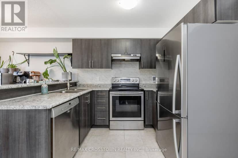 2 - 43 Madelaine Drive — photo 9 of 40