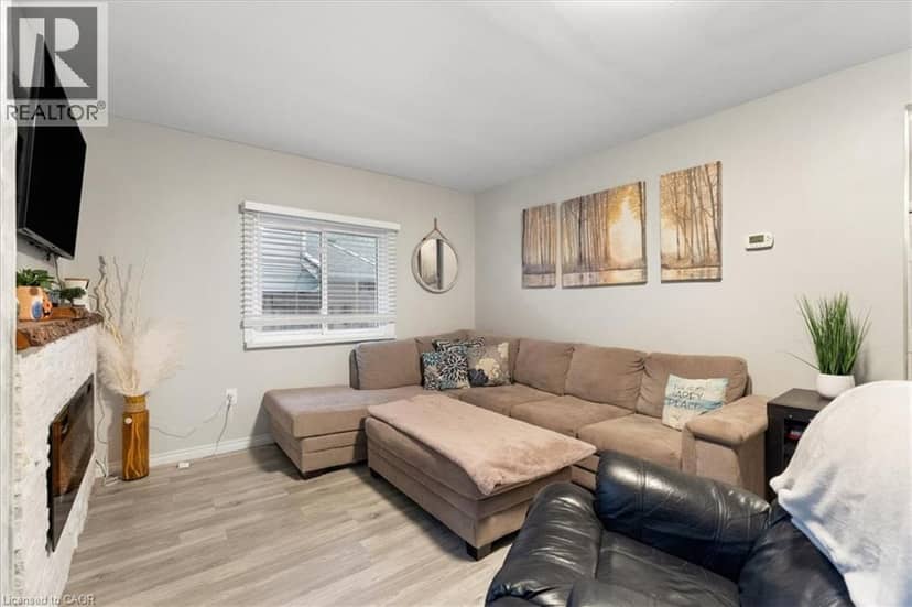 8 FIRST PRIVATE Road — photo 19 of 40