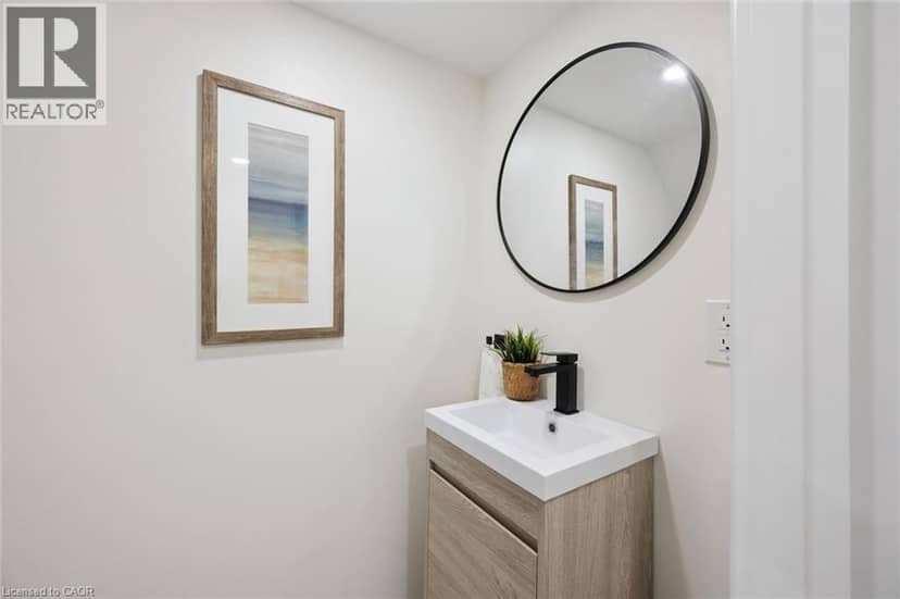 28 BORDEN Street — photo 10 of 36