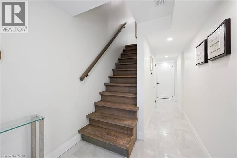 28 BORDEN Street — photo 9 of 36