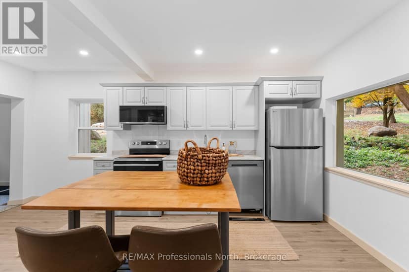 55 Park Street, Dysart et al, photo 5