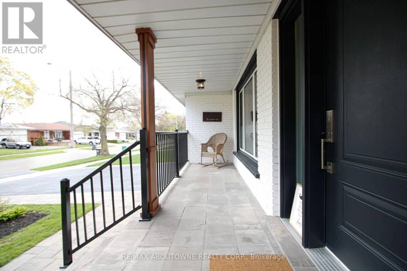 3302 Cardross Road, Mississauga, photo 2
