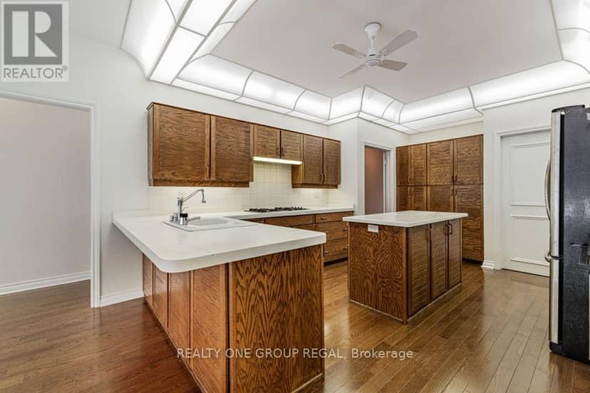 17 Dunloe Road — photo 16 of 40