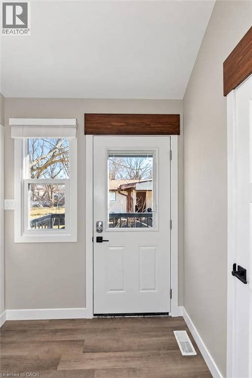 134 OAKSIDE Street — photo 12 of 19