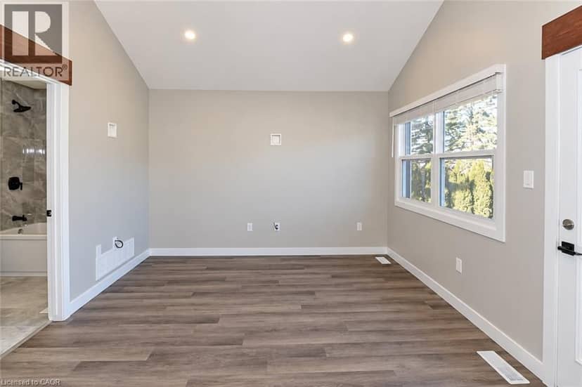 134 OAKSIDE Street — photo 17 of 19